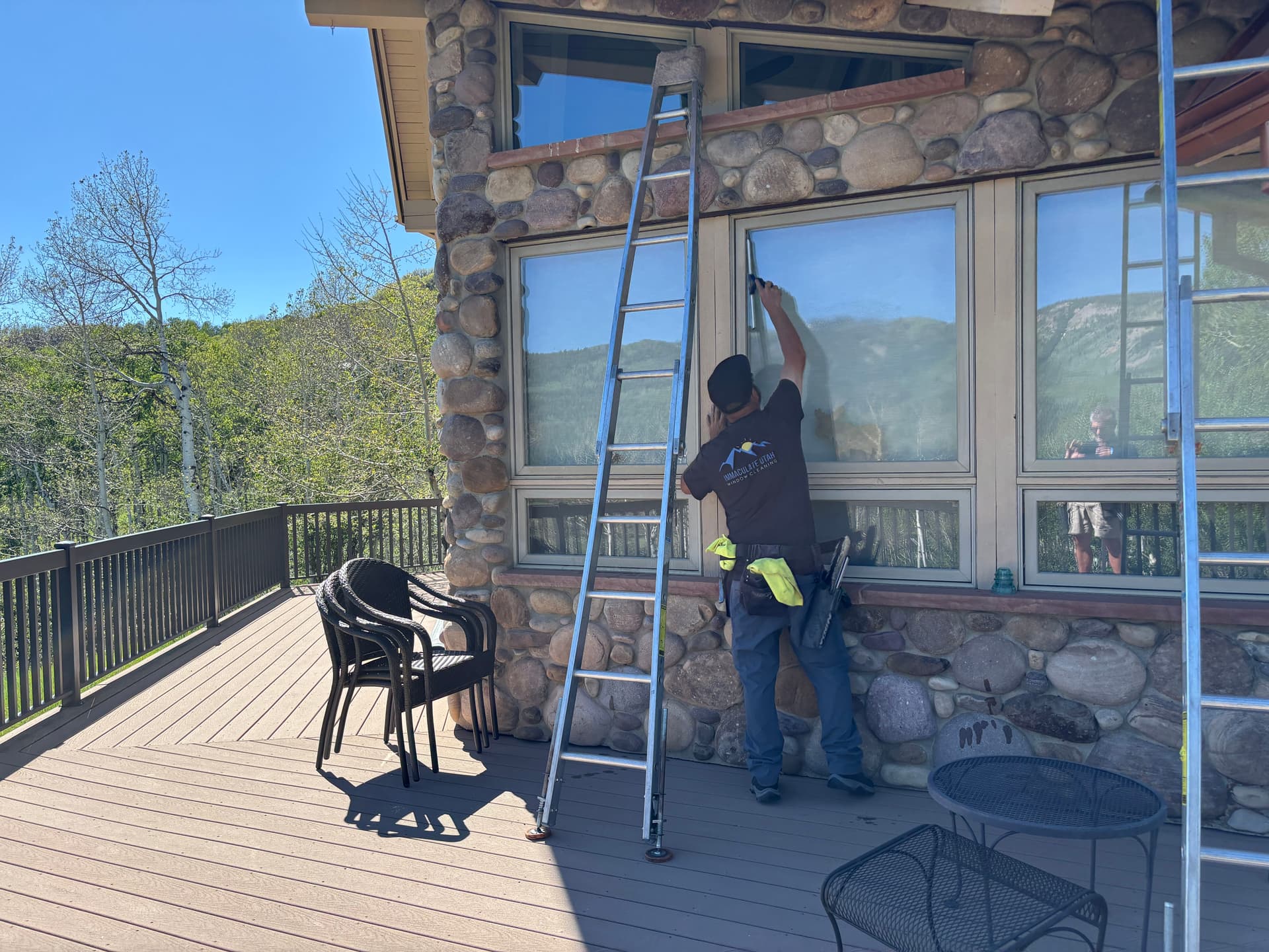 Gallery photos for Window Cleaning at Canyon Rim Ranch Utah Cabins: Image #1